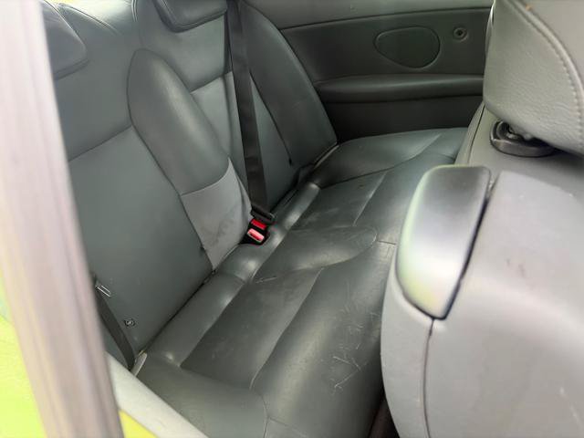 Used 2004 Saab 9-3 Arc FWD image 9