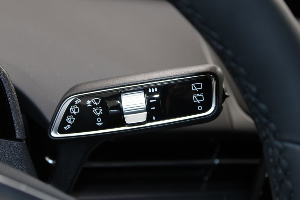 New 2026 Lincoln Nautilus Premier image 38