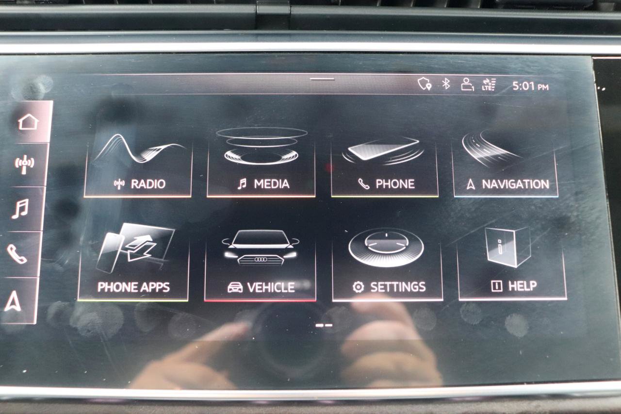 Used 2019 Audi Q8 Prestige image 46