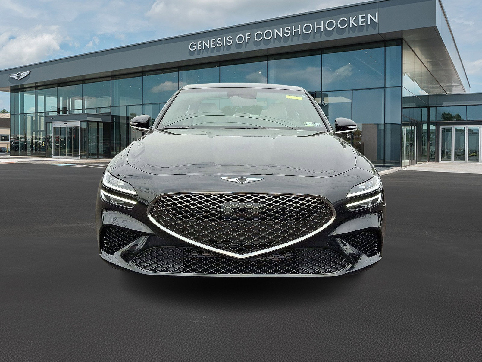 Used 2025 Genesis G70 2.5T image 2