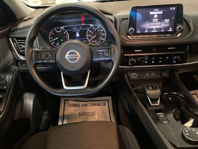 Used 2021 Nissan Rogue S image 2