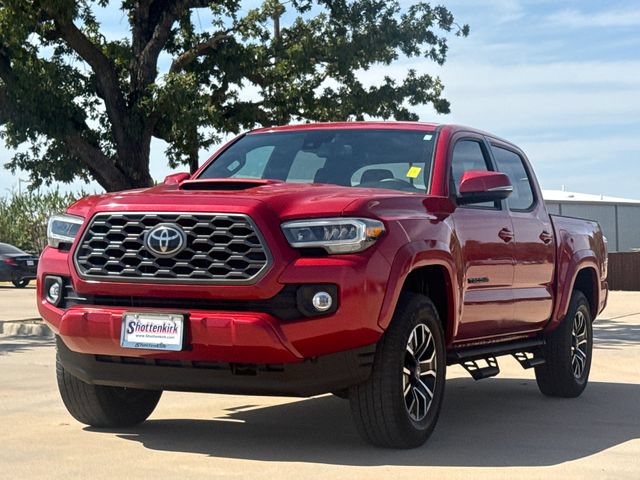 Used 2020 Toyota Tacoma TRD Sport w/ Technology Package RWD image 3