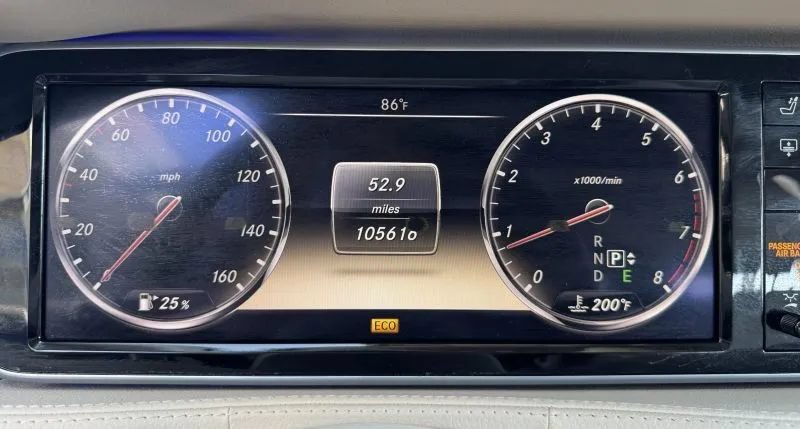 Used 2014 Mercedes-Benz S 550 Sedan image 25