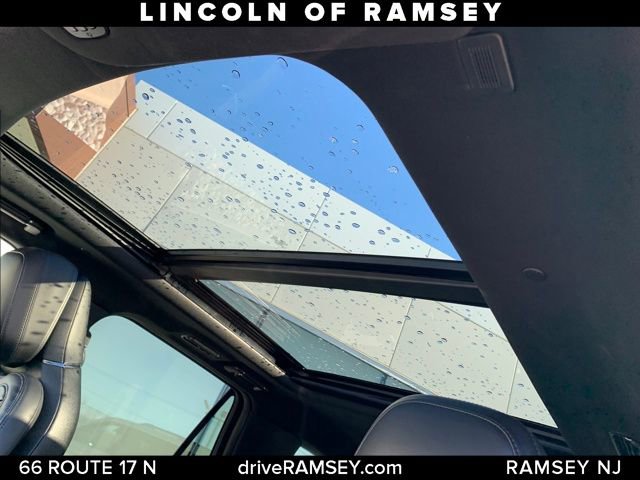 Used 2021 Lincoln Navigator Reserve w/ Luxury Package image 15