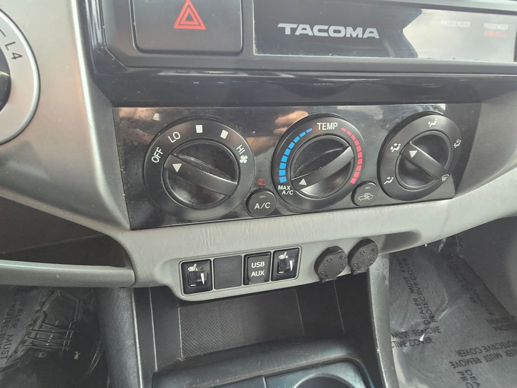 Used 2015 Toyota Tacoma 4x4 Double Cab w/ Limited Package image 23