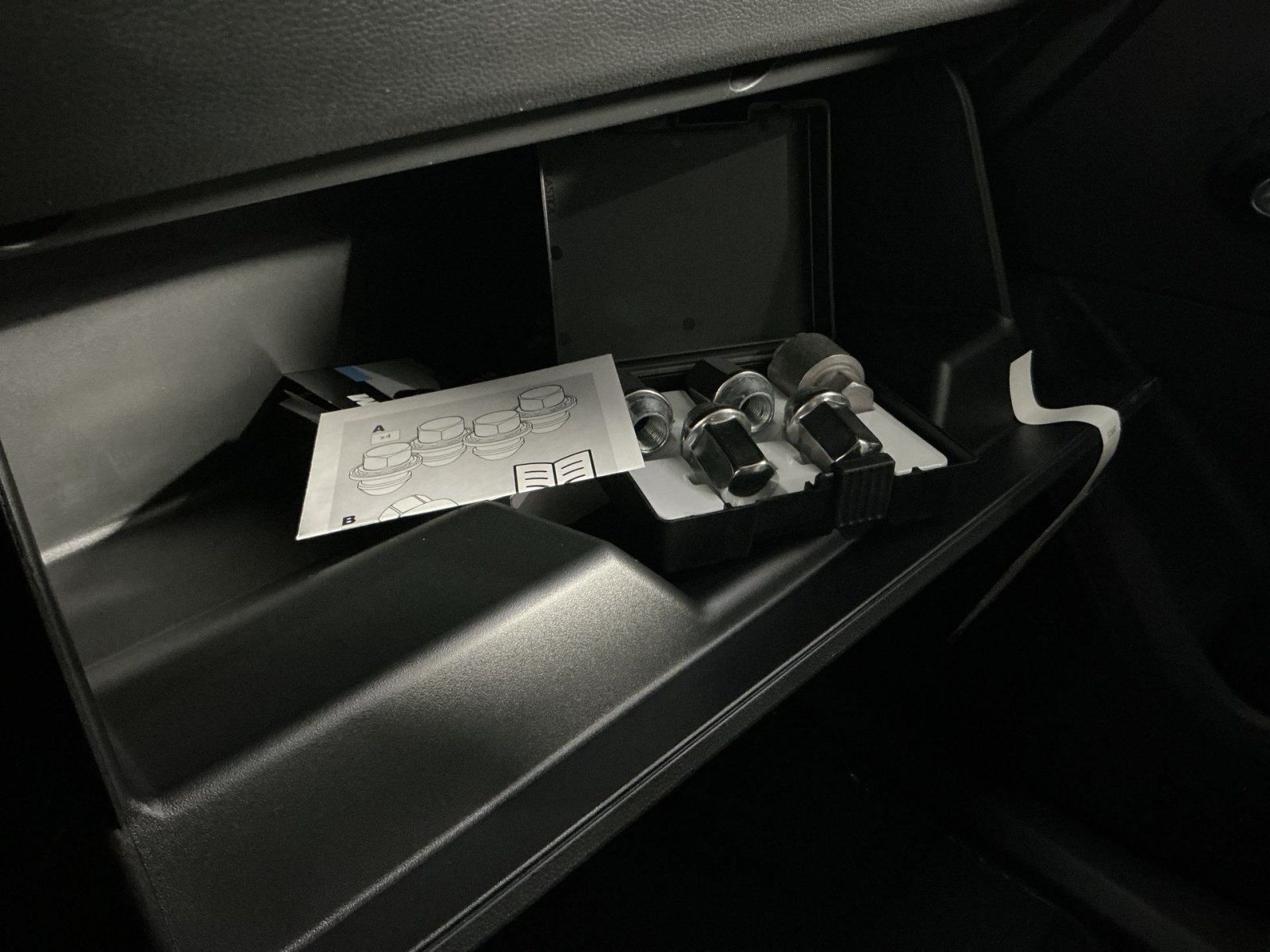 New 2026 Chevrolet Traverse LT w/ Midnight/Sport Edition FWD image 24