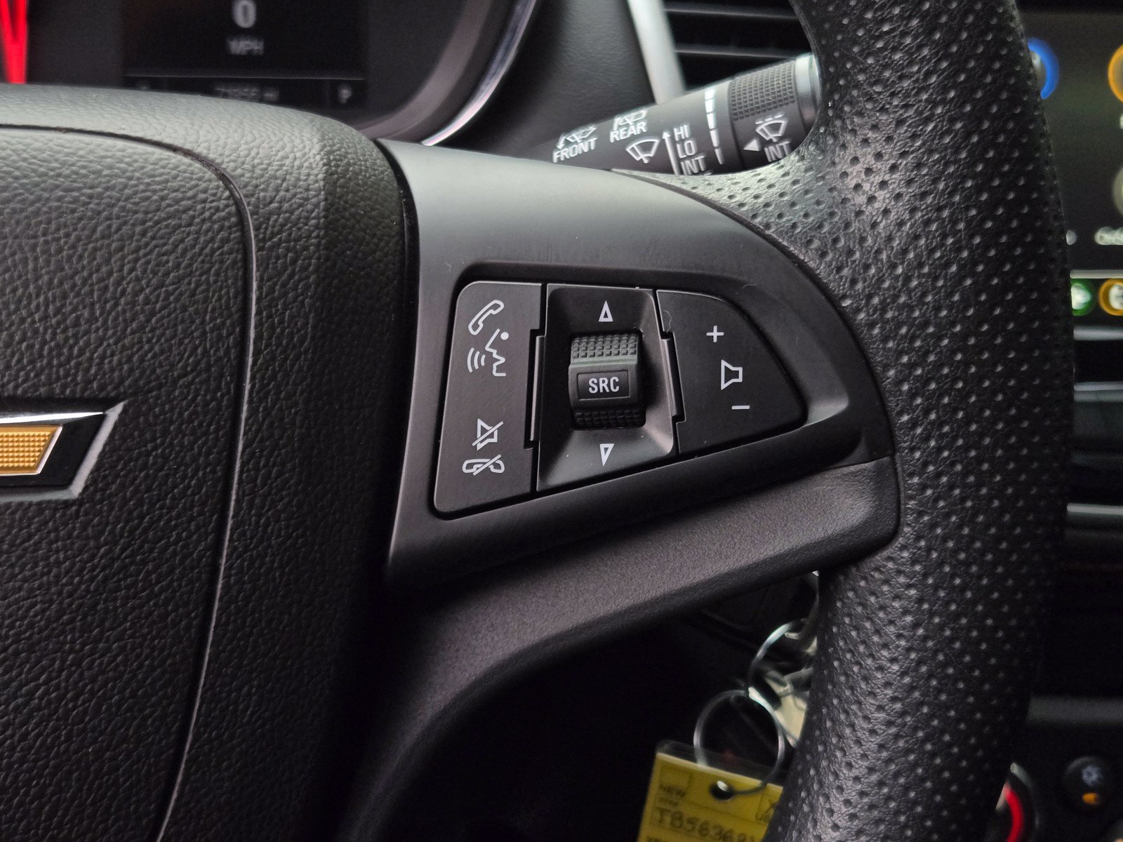 Used 2018 Chevrolet Trax LS FWD image 18