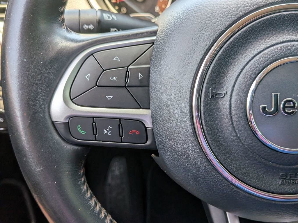 Used 2019 Jeep Compass Latitude FWD image 19