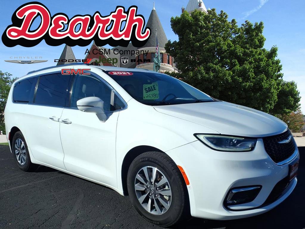 Used 2021 Chrysler Pacifica Touring-L image 1