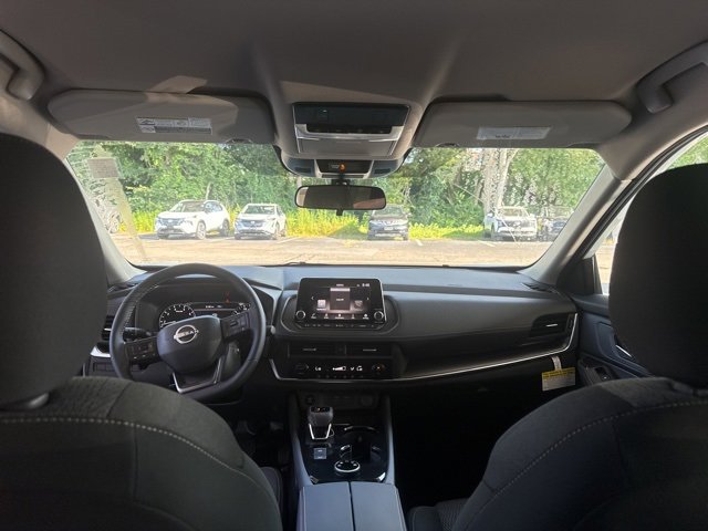 New 2026 Nissan Rogue SV image 18