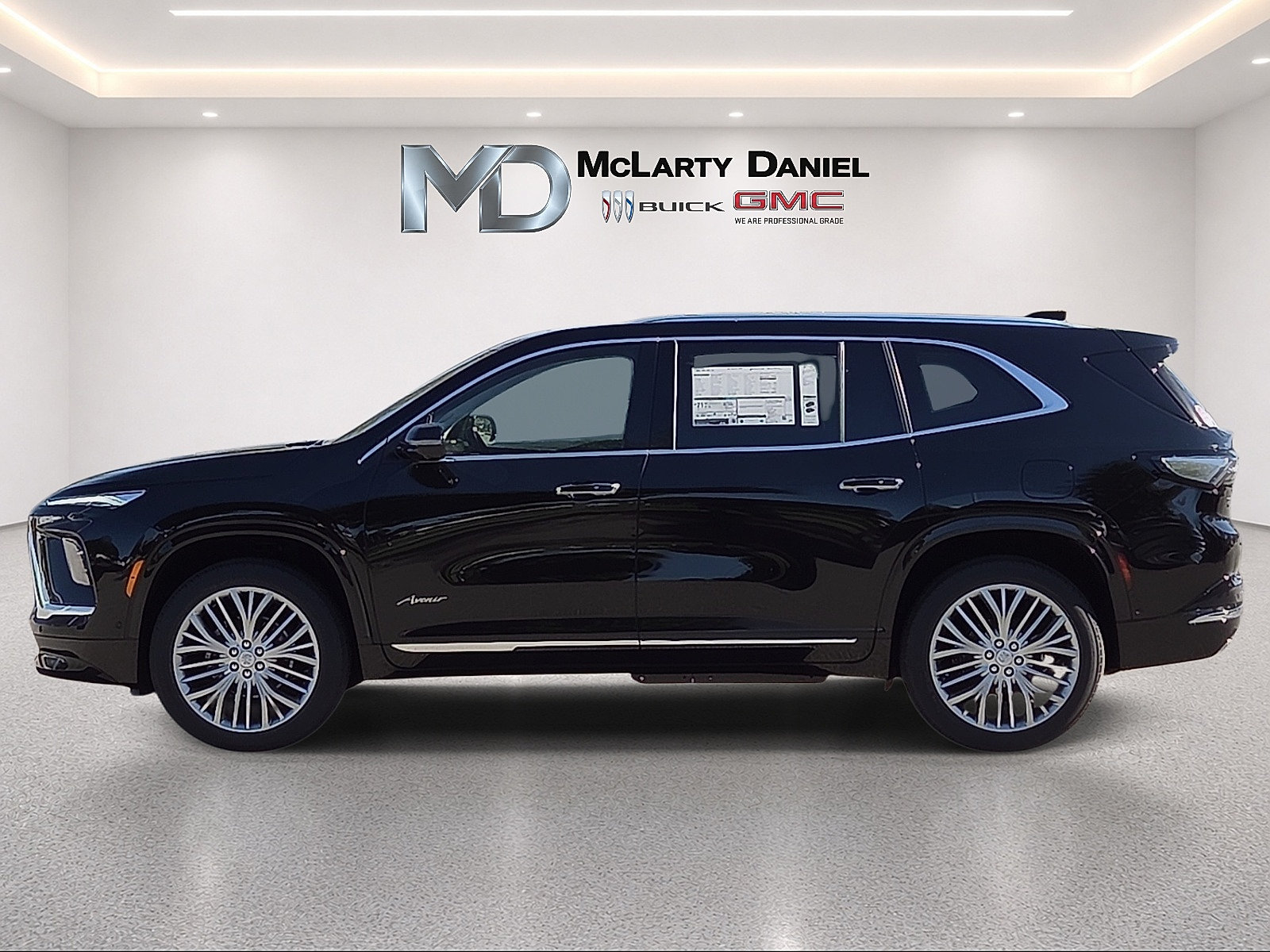 New 2027 Buick Enclave Avenir AWD/4WD image 3