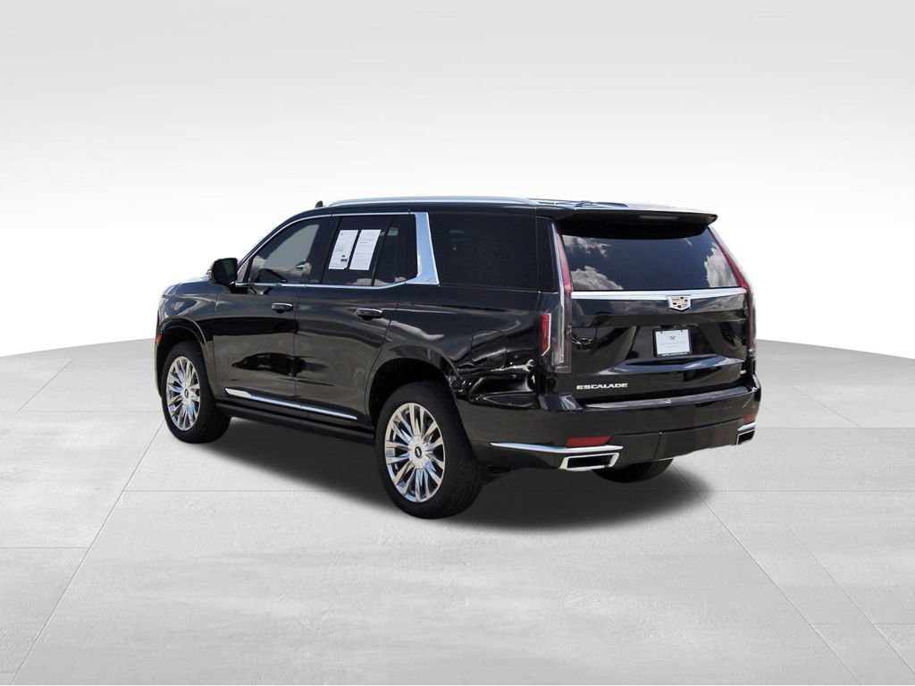 Used 2021 Cadillac Escalade Premium Luxury w/ Driver Assist Tech Package AWD/4WD image 3