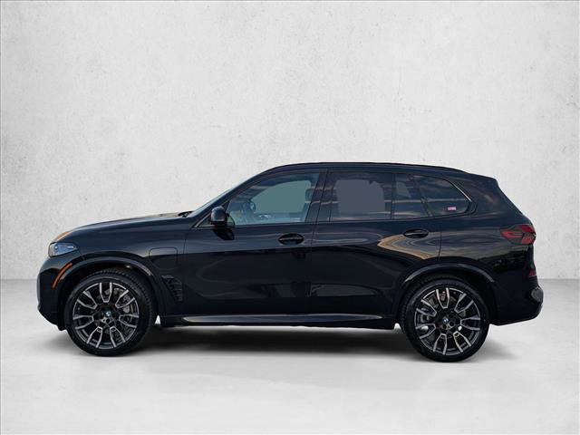 New 2026 BMW X5 xDrive50e w/ M Sport Package AWD/4WD image 5