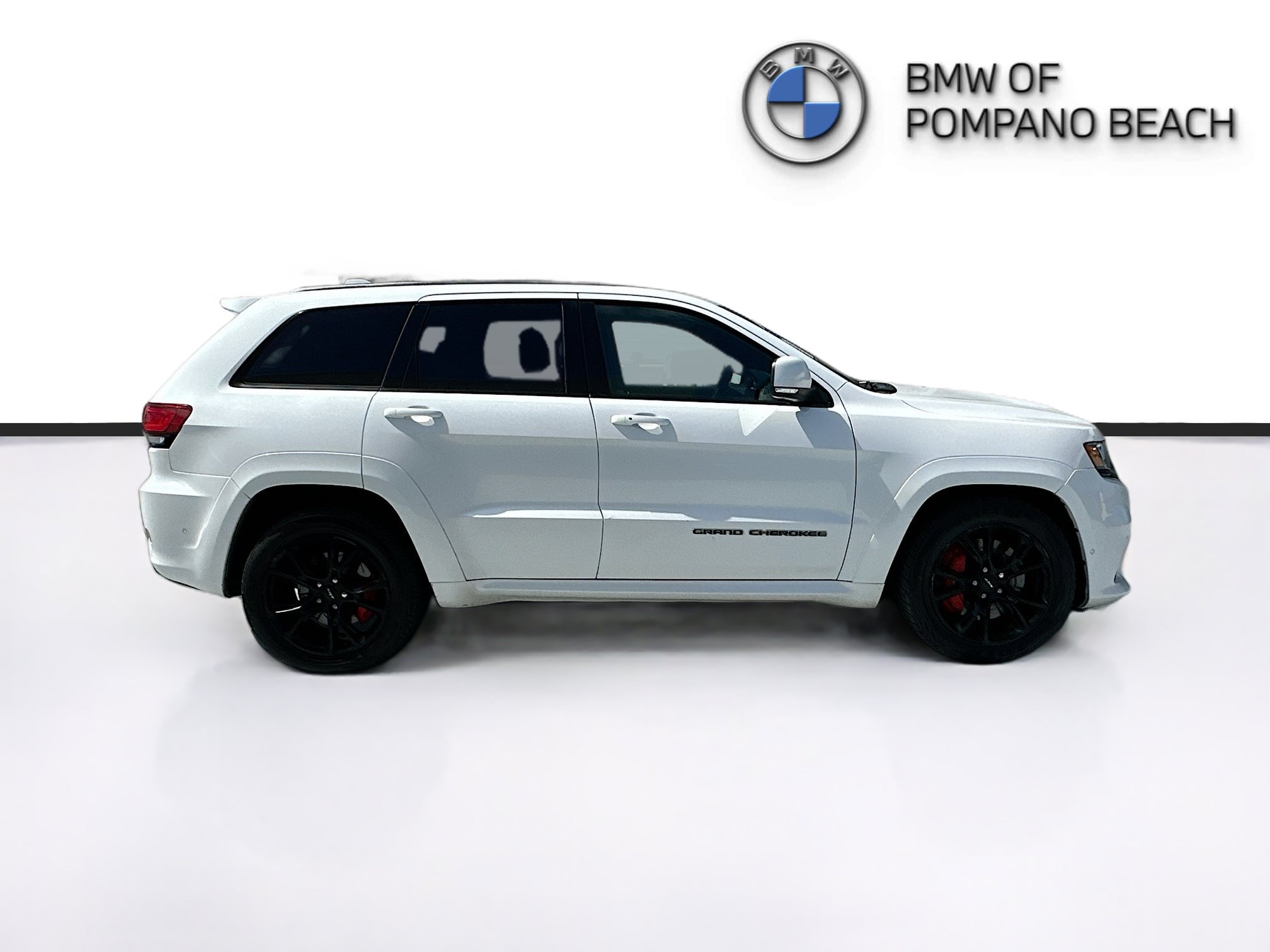 Used 2017 Jeep Grand Cherokee SRT AWD/4WD image 8