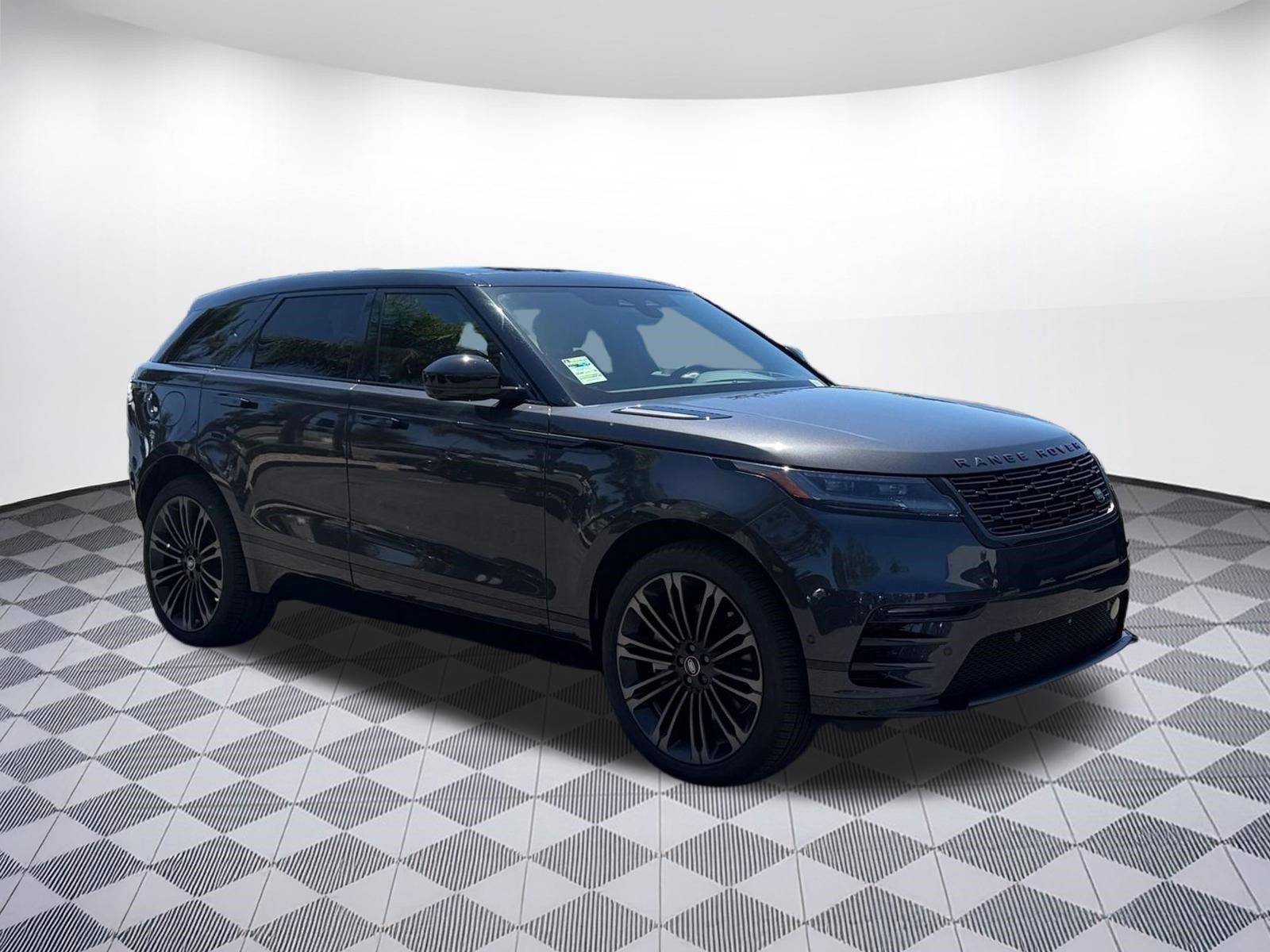 New 2026 Land Rover Range Rover Velar Dynamic SE AWD/4WD image 7