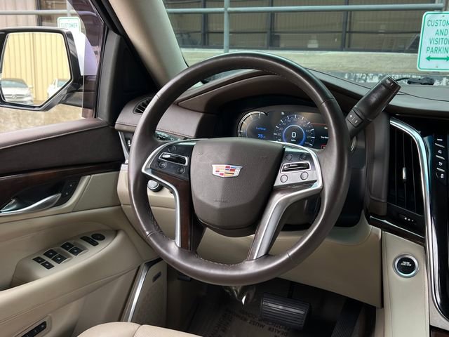 Used 2017 Cadillac Escalade image 18