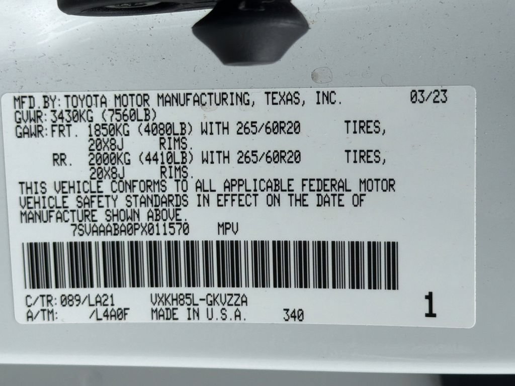 Used 2023 Toyota Sequoia Platinum AWD/4WD image 37