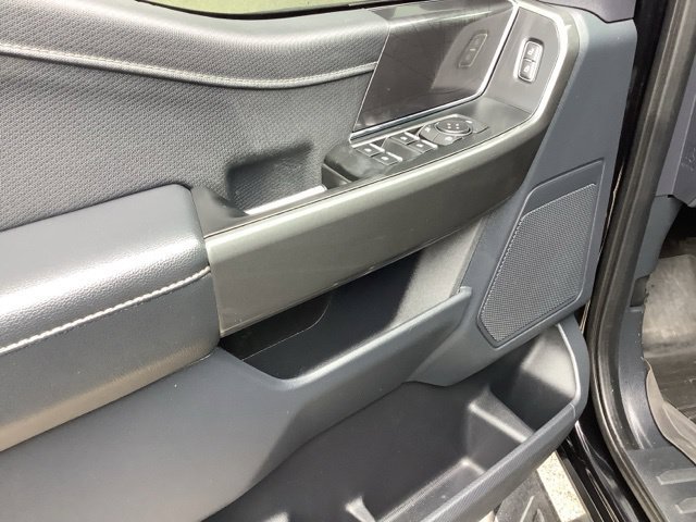 Used 2022 Ford F150 XLT w/ Equipment Group 302A High AWD/4WD image 15