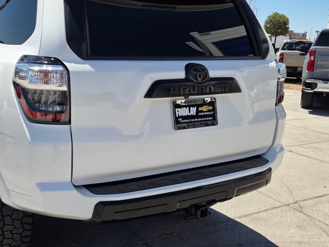 Used 2022 Toyota 4Runner TRD Off-Road Premium w/ Moonroof Package AWD/4WD image 5