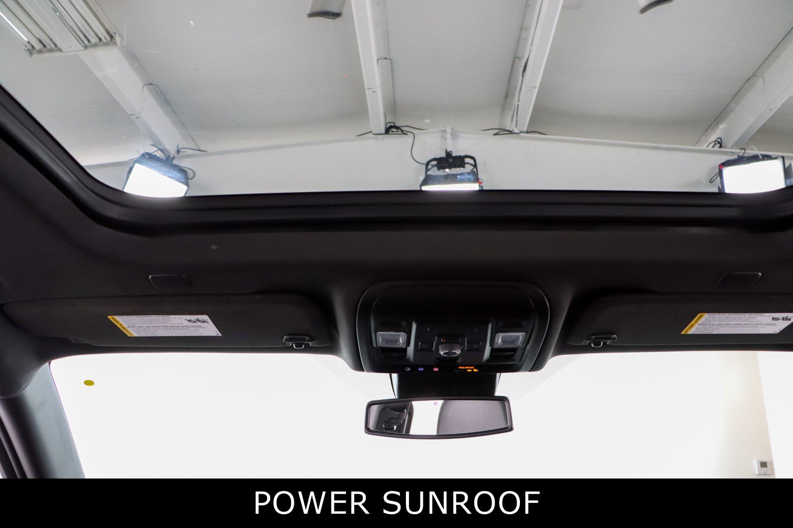 Used 2023 Chevrolet Tahoe Z71 w/ Luxury Package image 22