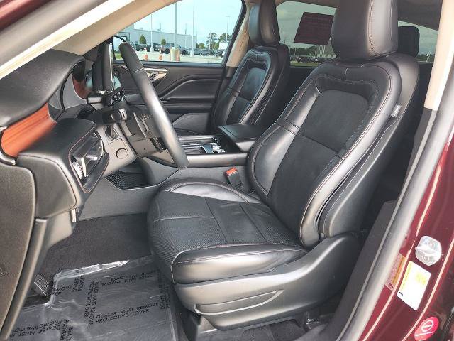 Used 2022 Lincoln Aviator Reserve w/ Elements Package Plus RWD image 13