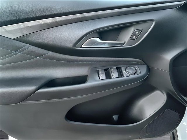 New 2025 Buick Envista Sport Touring image 21