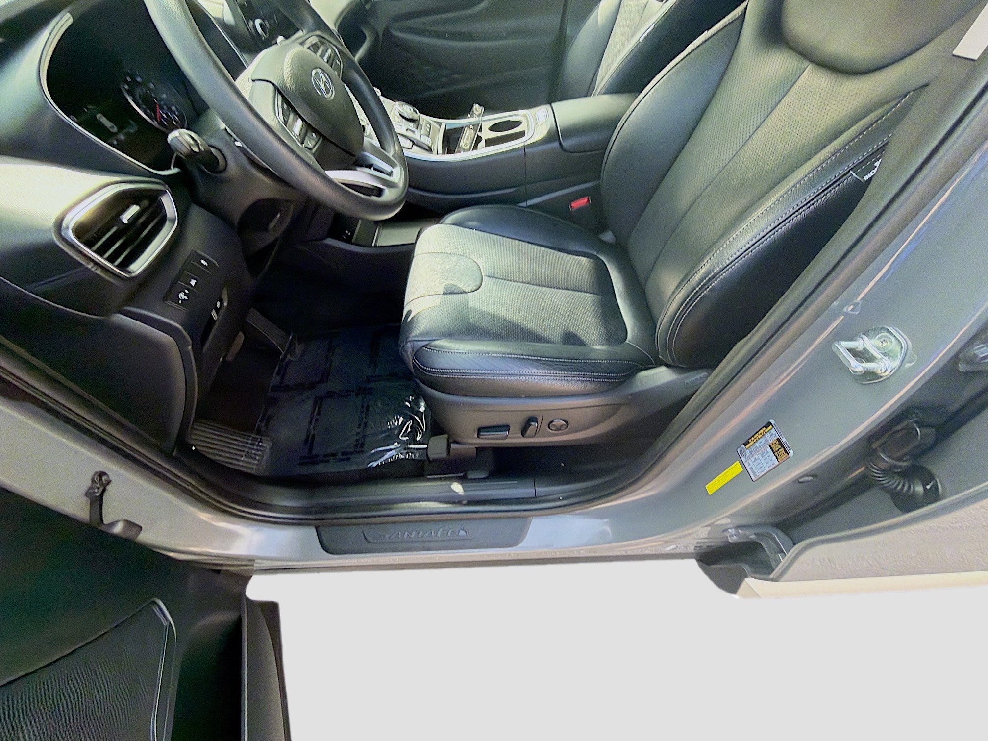 Used 2022 Hyundai Santa Fe SEL w/ Cargo Package FWD image 15