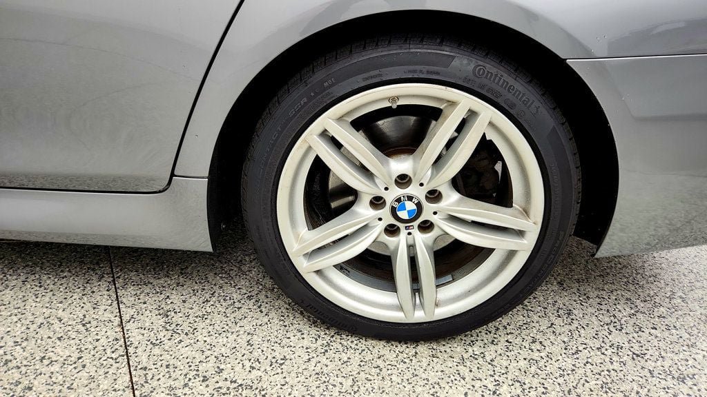 Used 2016 BMW 550i xDrive Sedan AWD/4WD image 9