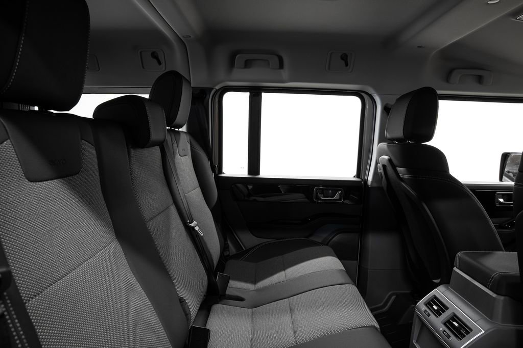 Used 2025 INEOS Grenadier image 33