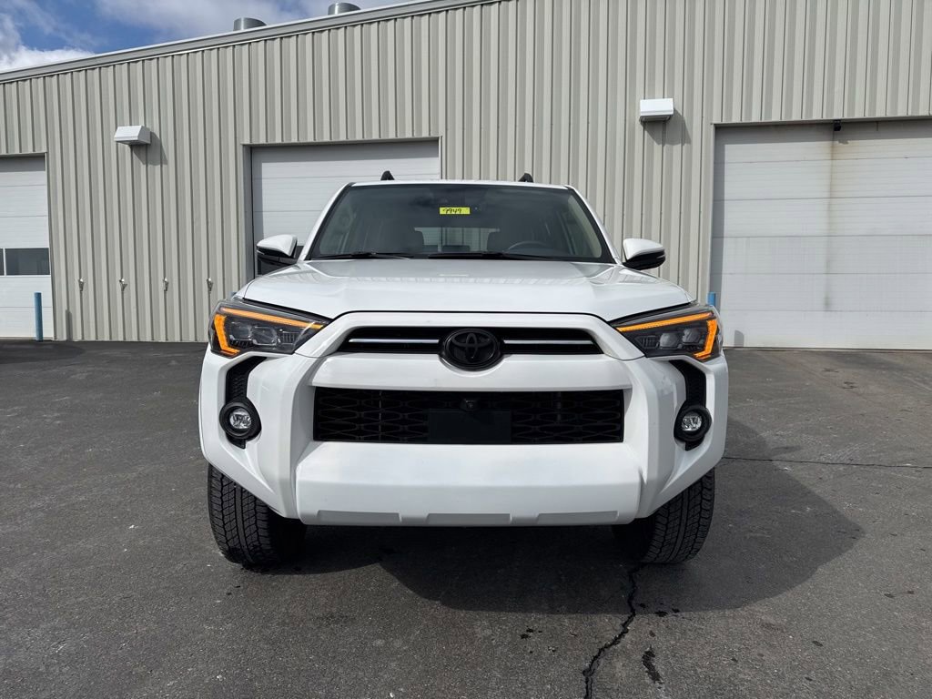 Used 2023 Toyota 4Runner SR5 Premium w/ Moonroof Package image 2
