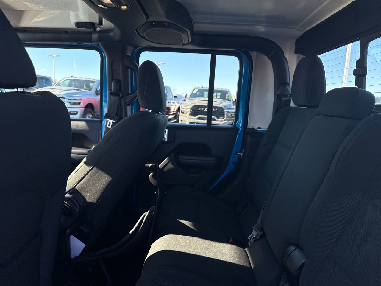 Used 2020 Jeep Gladiator Sport image 14