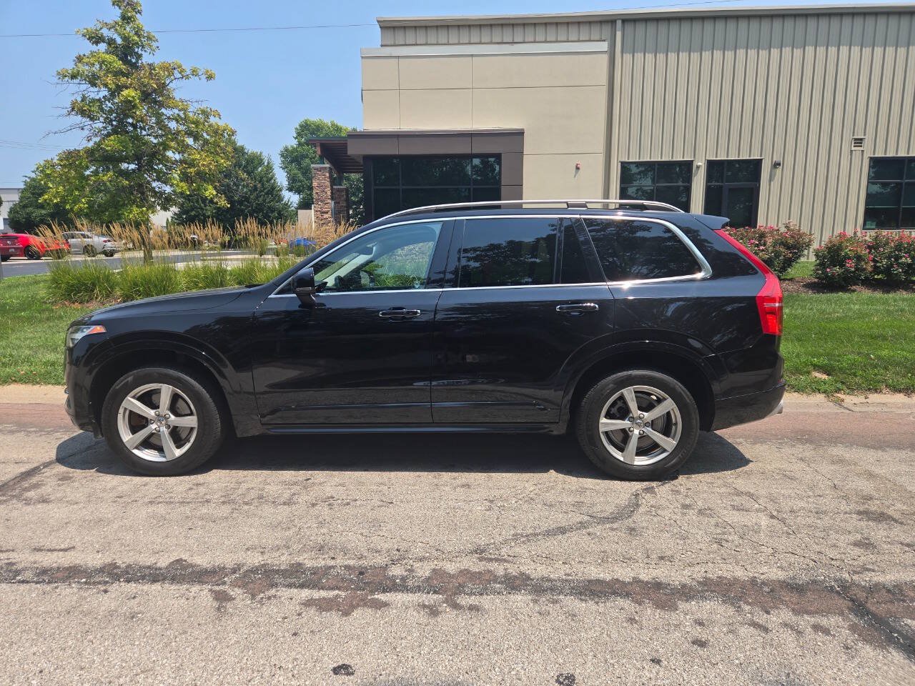 Used 2018 Volvo XC90 T5 Momentum AWD/4WD image 9