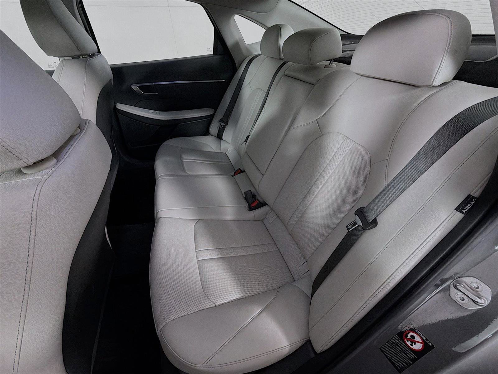 Used 2023 Hyundai Sonata Limited image 24