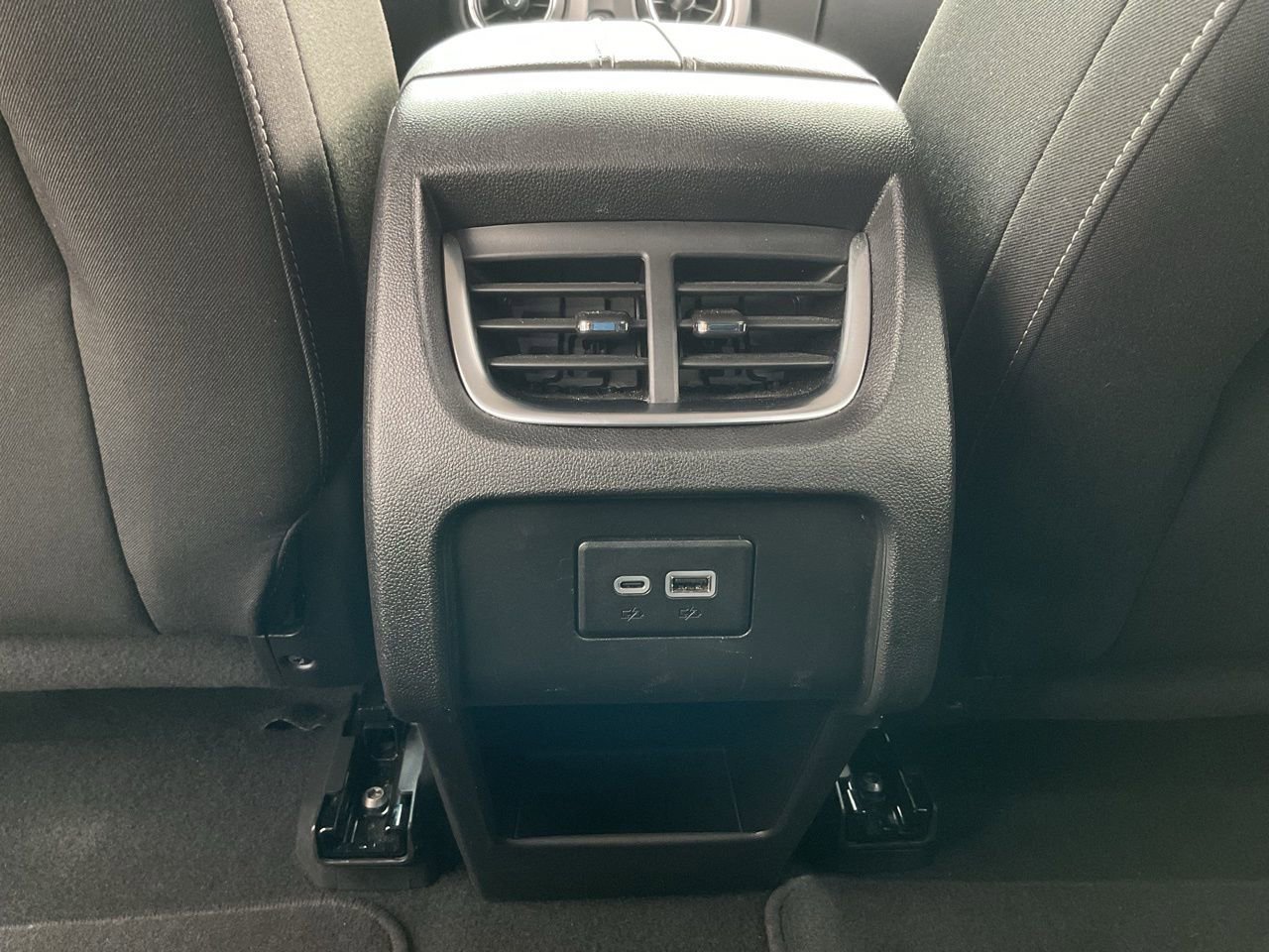 Used 2025 Chevrolet Blazer LT image 19