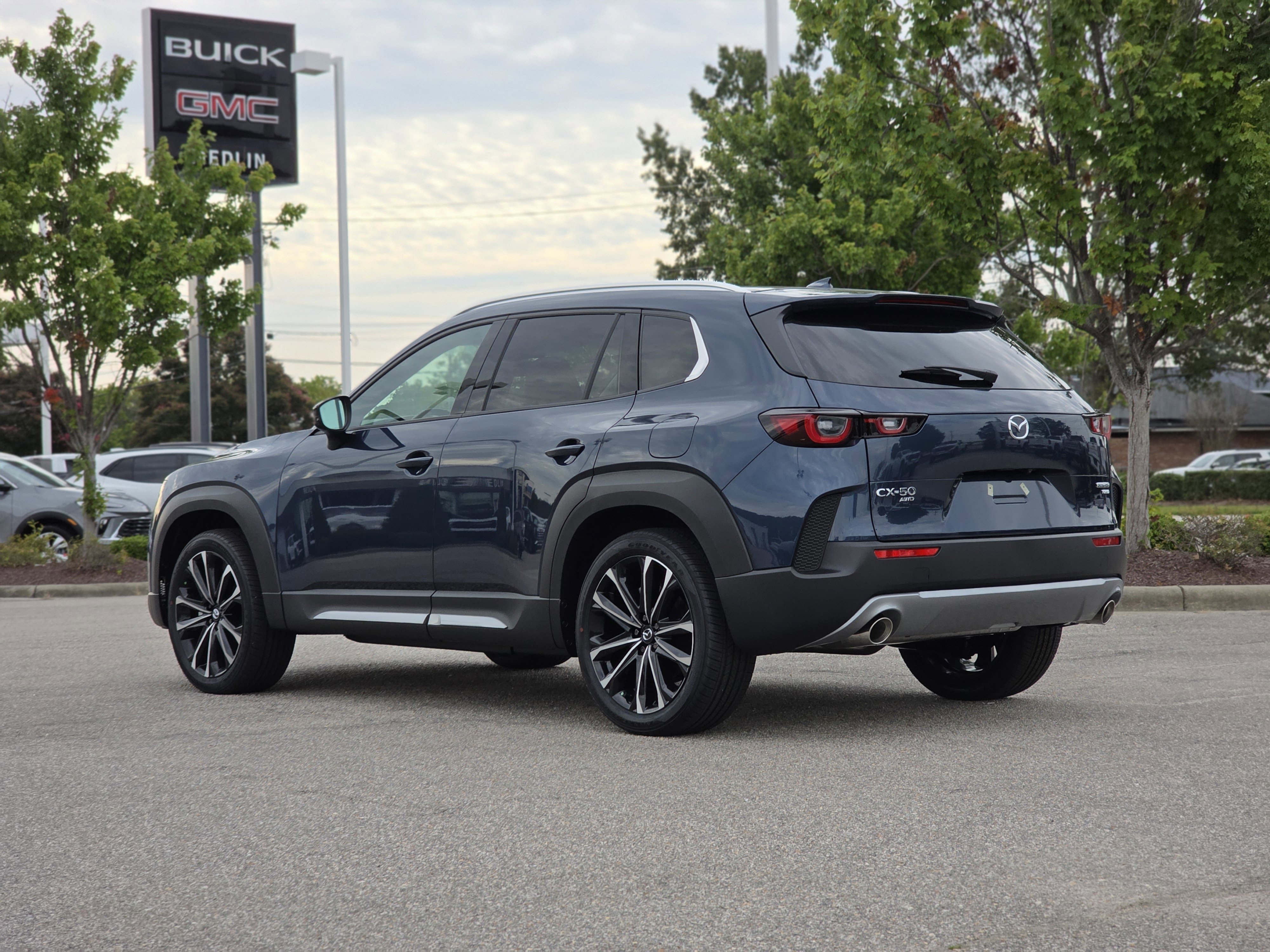 New 2025 MAZDA CX-50 AWD 2.5 Turbo w/ Accent Package image 5