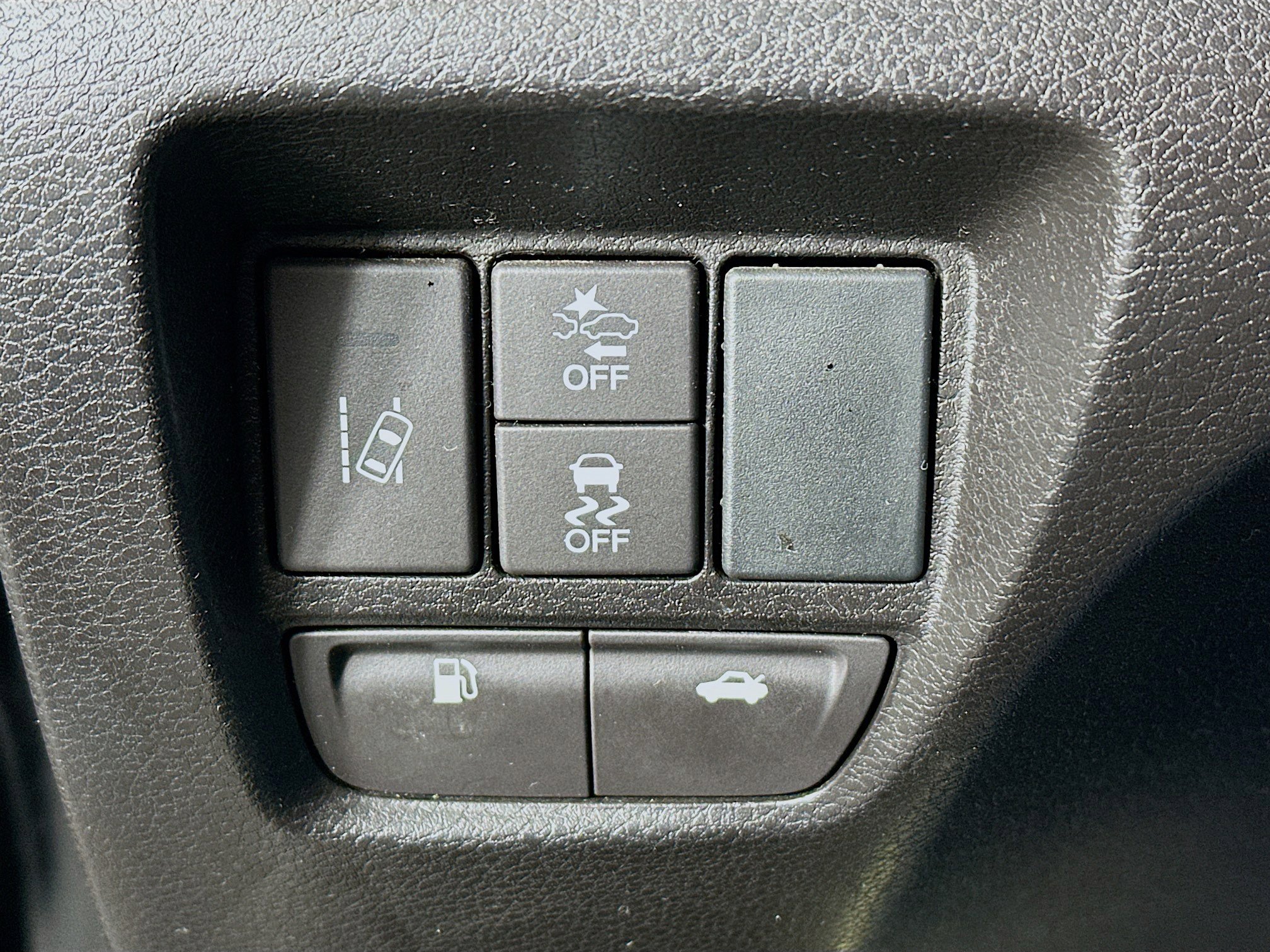 Used 2018 Acura TLX V6 image 16