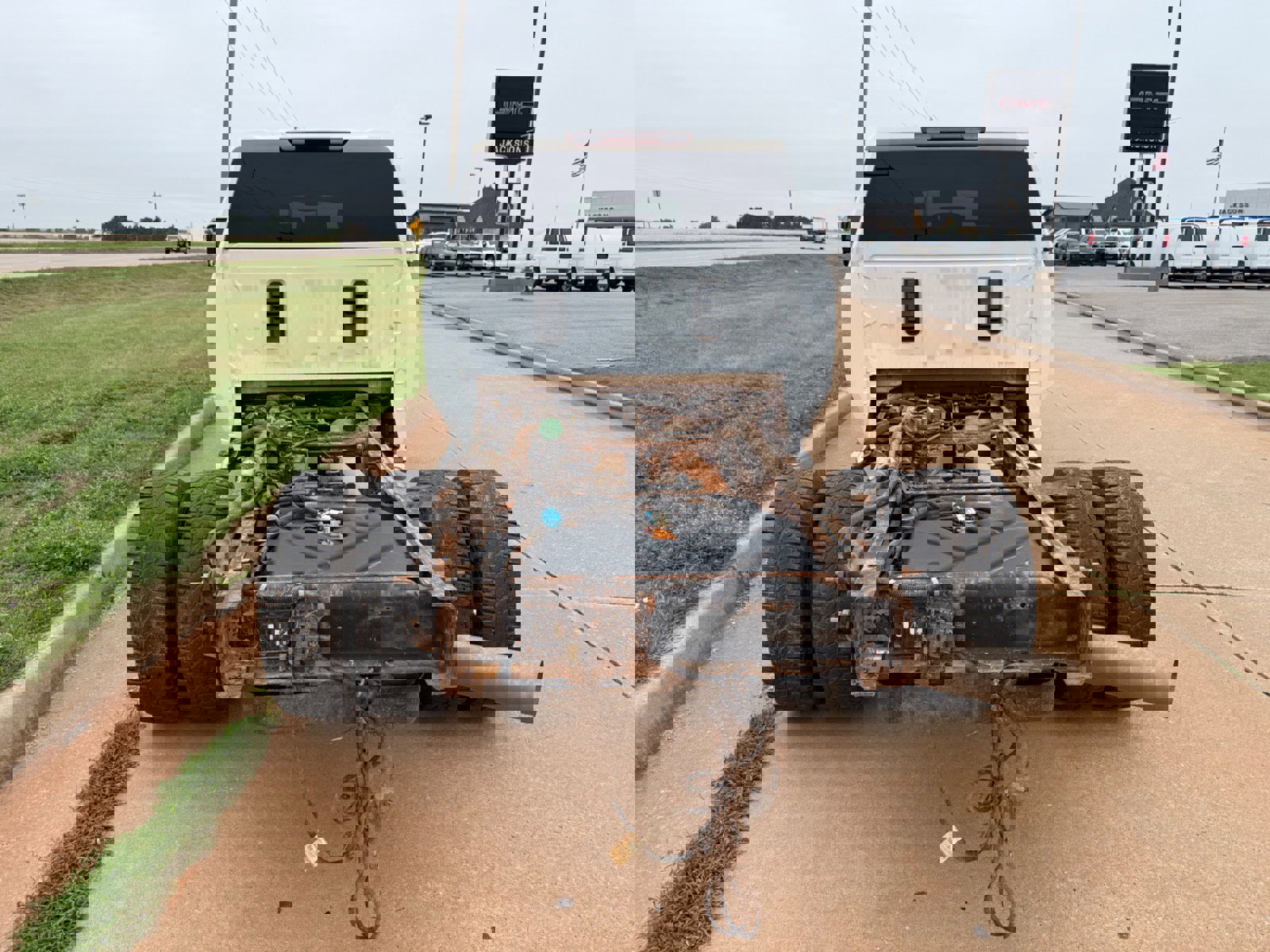 Used 2023 Chevrolet Silverado 3500 LT w/ Convenience Package image 4