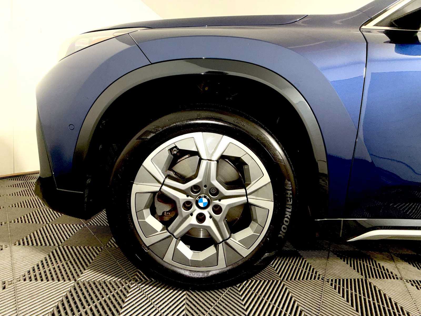 Used 2023 BMW X1 xDrive28i w/ Convenience Package AWD/4WD image 8