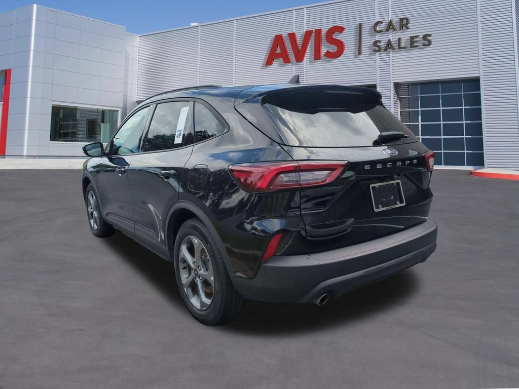 Used 2025 Ford Escape ST-Line FWD image 9