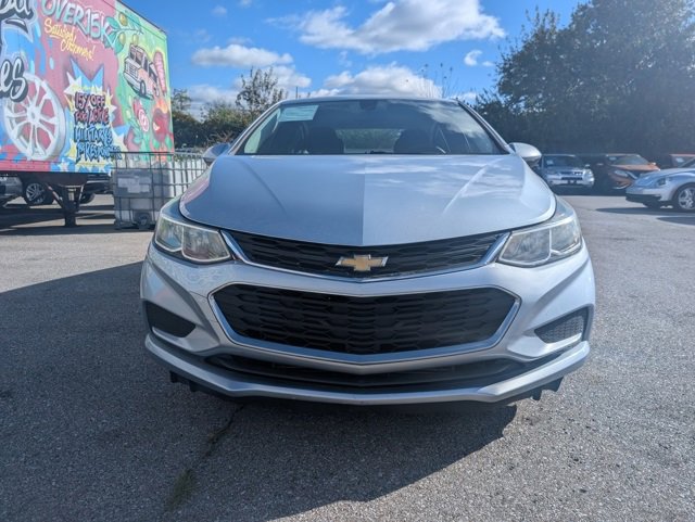 Used 2017 Chevrolet Cruze LS image 2