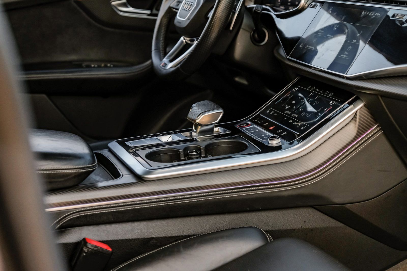 Used 2022 Audi RS Q8 4.0T image 29