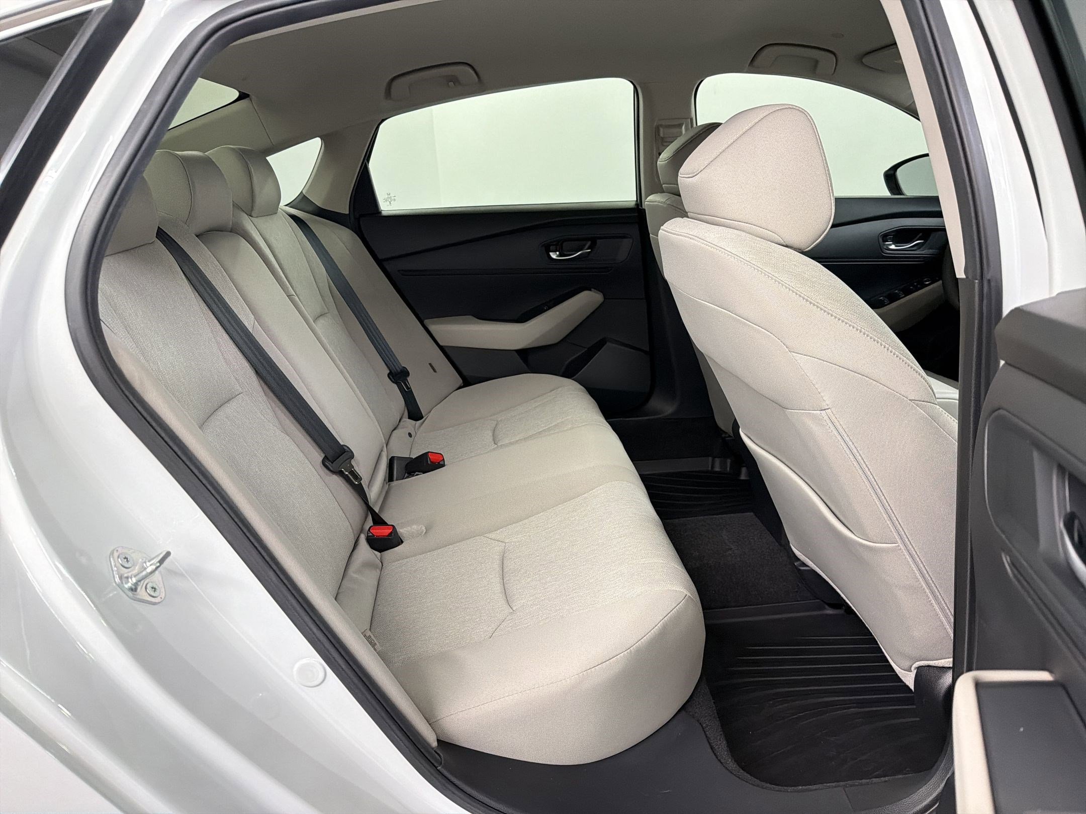 Certified 2024 Honda Accord LX image 28