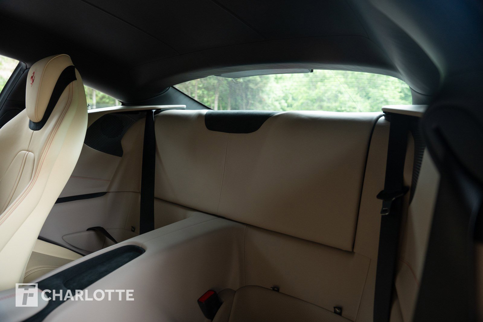 Used 2022 Ferrari Roma RWD image 24