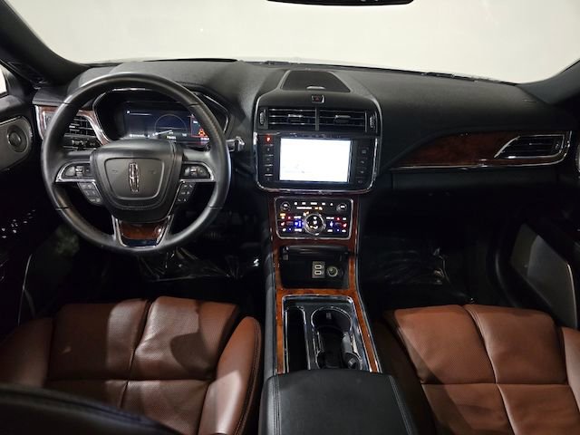 Used 2020 Lincoln Continental Reserve w/ Luxury Package image 34