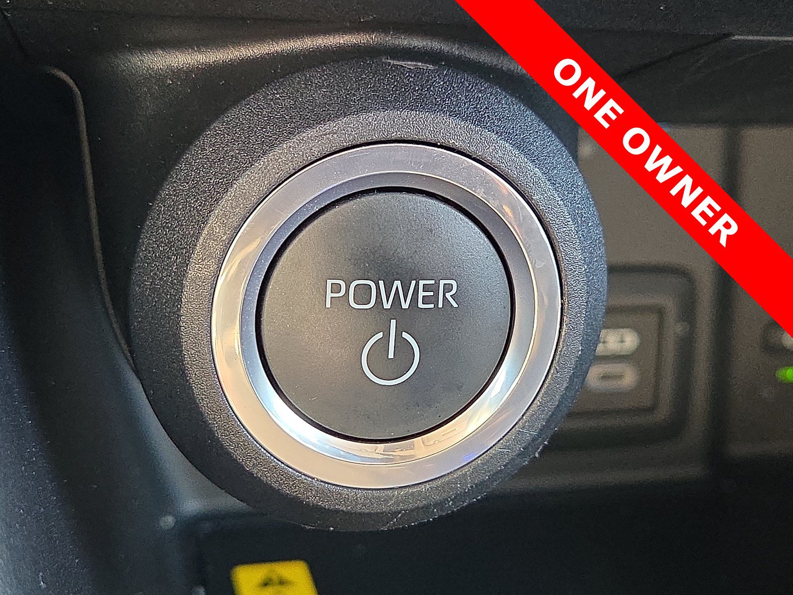 Used 2024 Toyota Venza LE AWD/4WD image 20