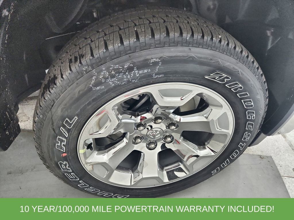 New 2026 RAM 1500 4x4 Crew Cab image 34