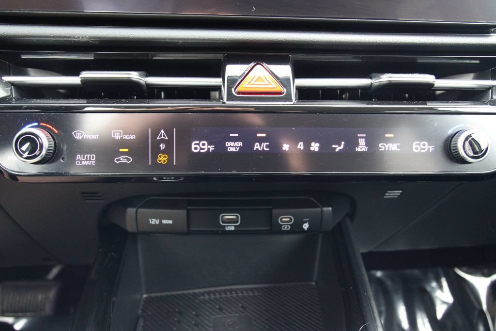 Used 2023 Kia Niro Wind w/ Wind Preserve Package FWD image 28