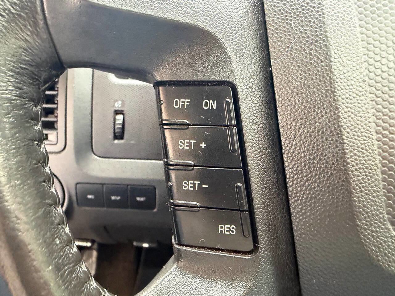 Used 2012 Ford Escape XLT image 19