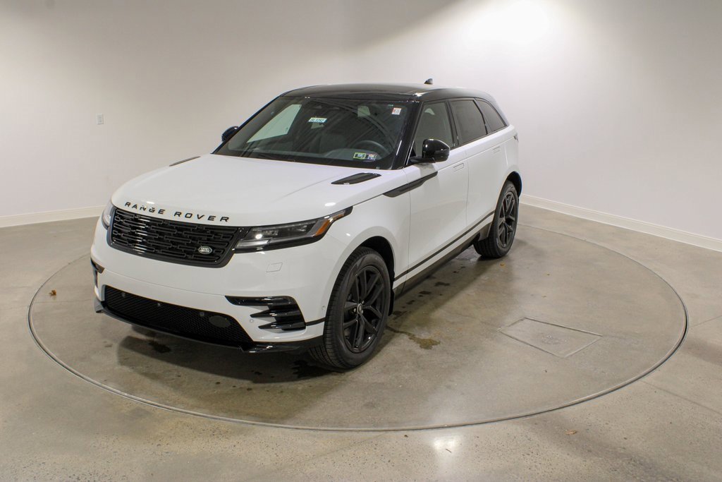 New 2026 Land Rover Range Rover Velar Dynamic SE image 1