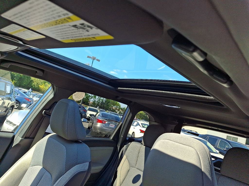 Used 2025 Subaru Forester Premium image 12